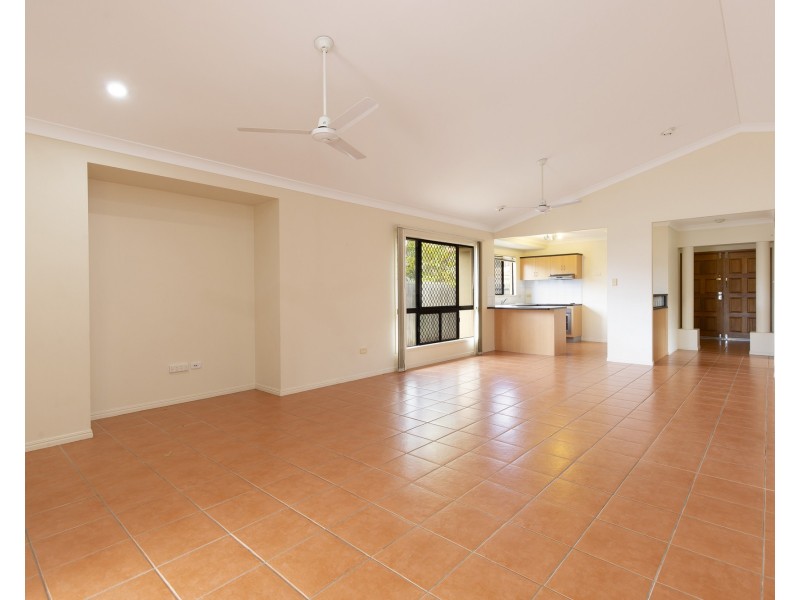 6 Cockatoo Circuit, Douglas QLD 4814