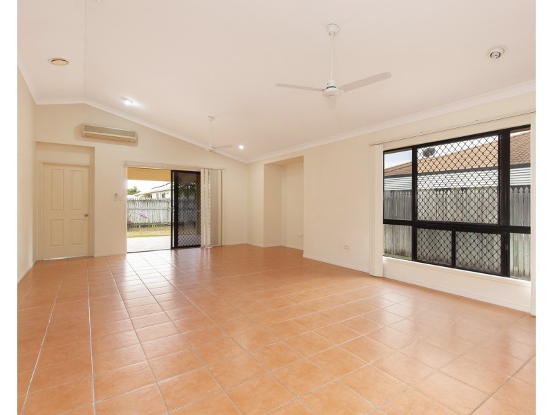 6 Cockatoo Circuit, Douglas QLD 4814