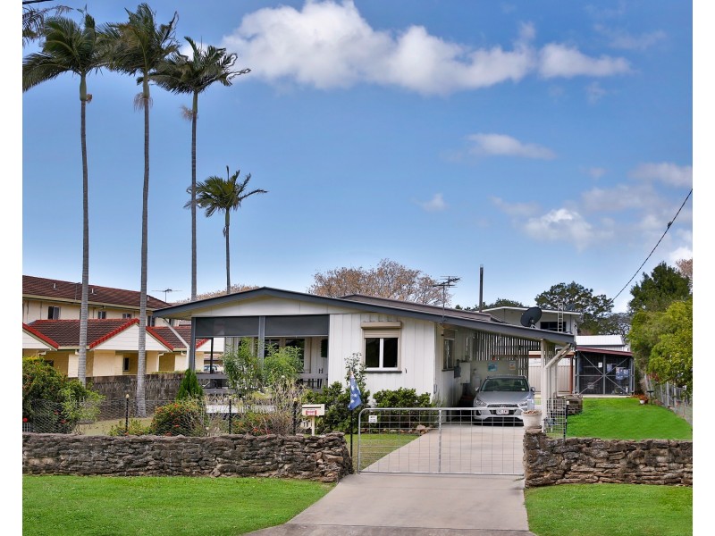 10 Lowth Street, Rosslea QLD 4812