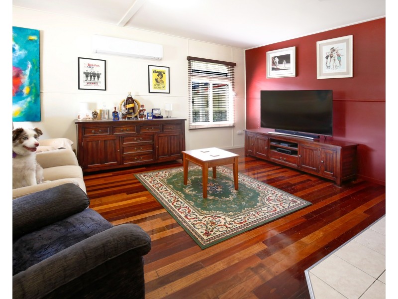 10 Lowth Street, Rosslea QLD 4812