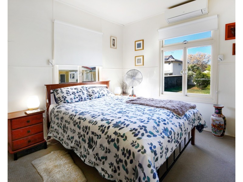 10 Lowth Street, Rosslea QLD 4812