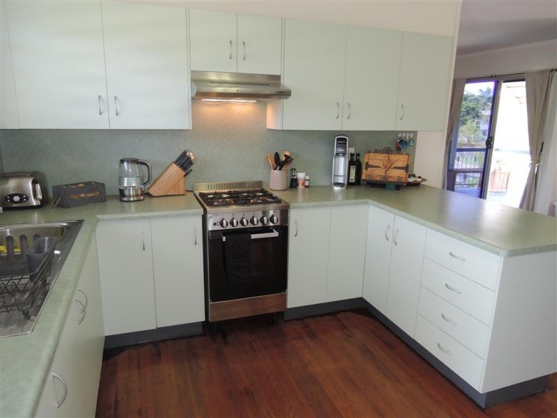 29 Caroline Street, Aitkenvale QLD 4814