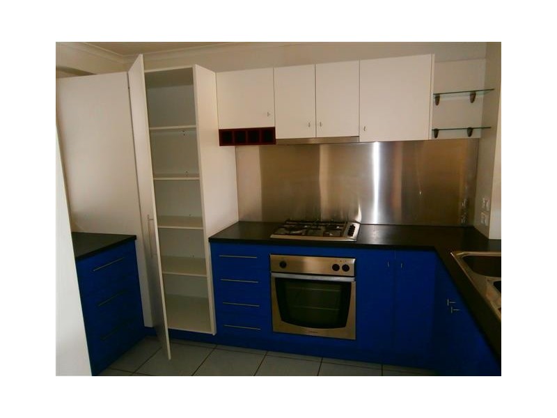 2/11-17 Stanley Street, Townsville City QLD 4810