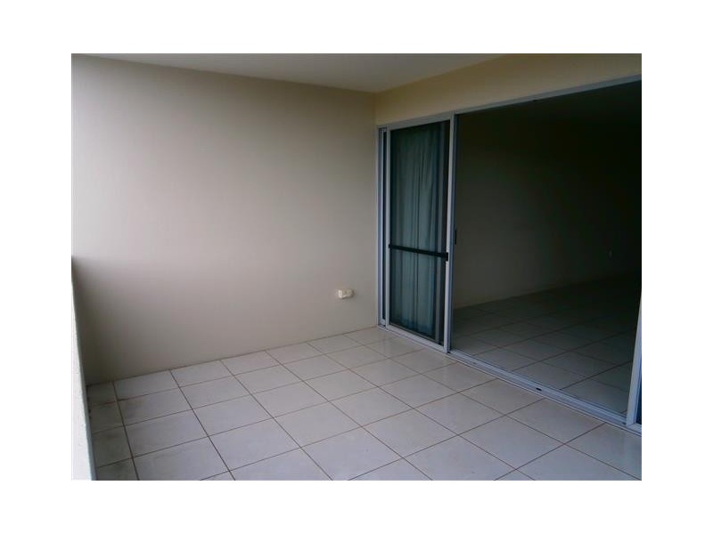 2/11-17 Stanley Street, Townsville City QLD 4810