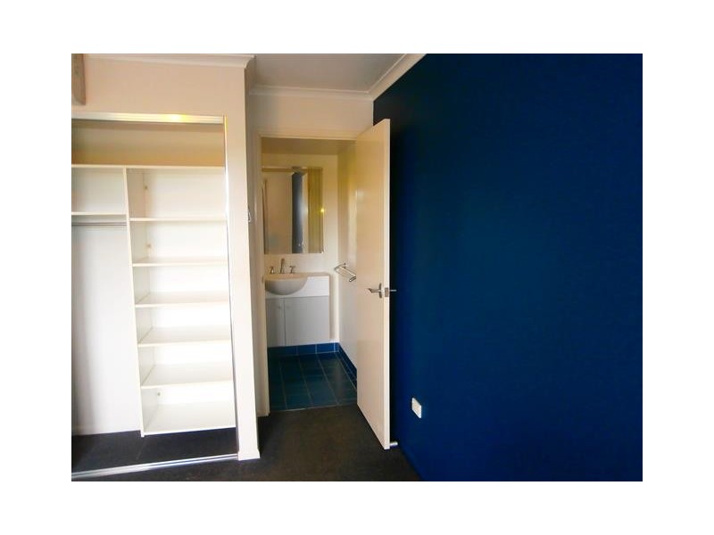 2/11-17 Stanley Street, Townsville City QLD 4810