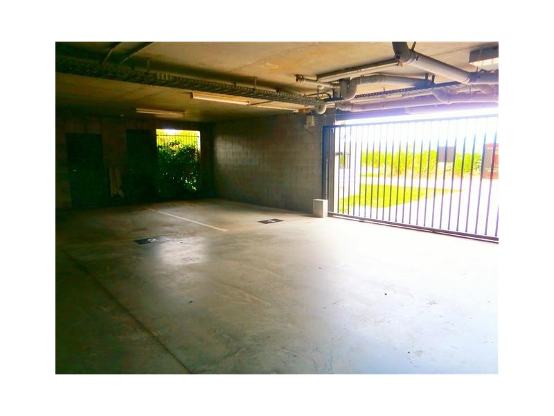 2/11-17 Stanley Street, Townsville City QLD 4810