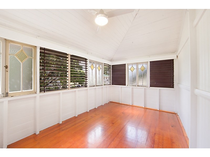 29 Carr Street, Hermit Park QLD 4812