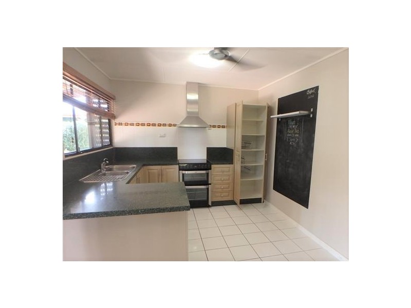 4 Heferen Crescent, Black River QLD 4818