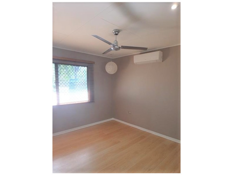 4 Heferen Crescent, Black River QLD 4818