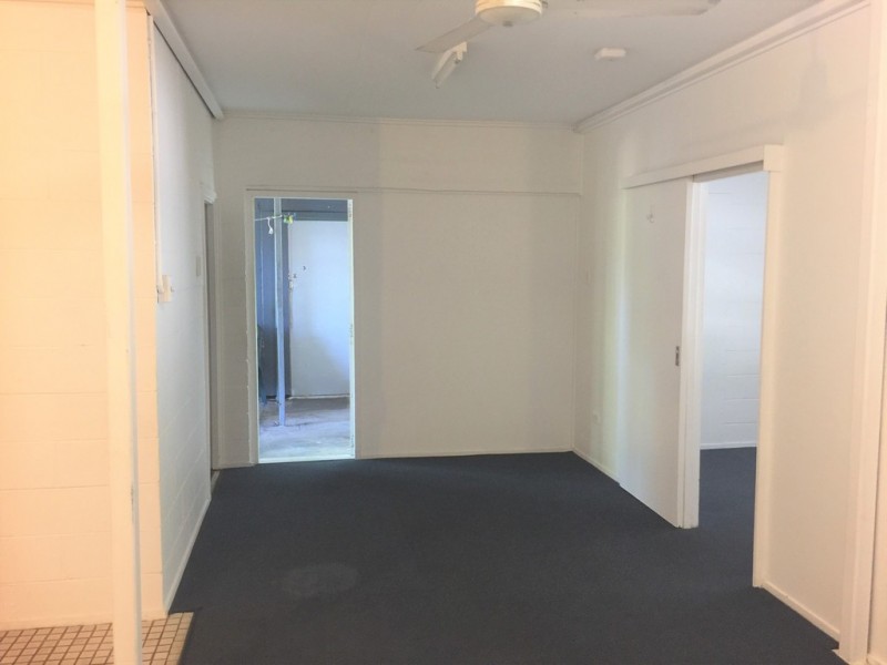 2/34 Coral Street, Saunders Beach QLD 4818