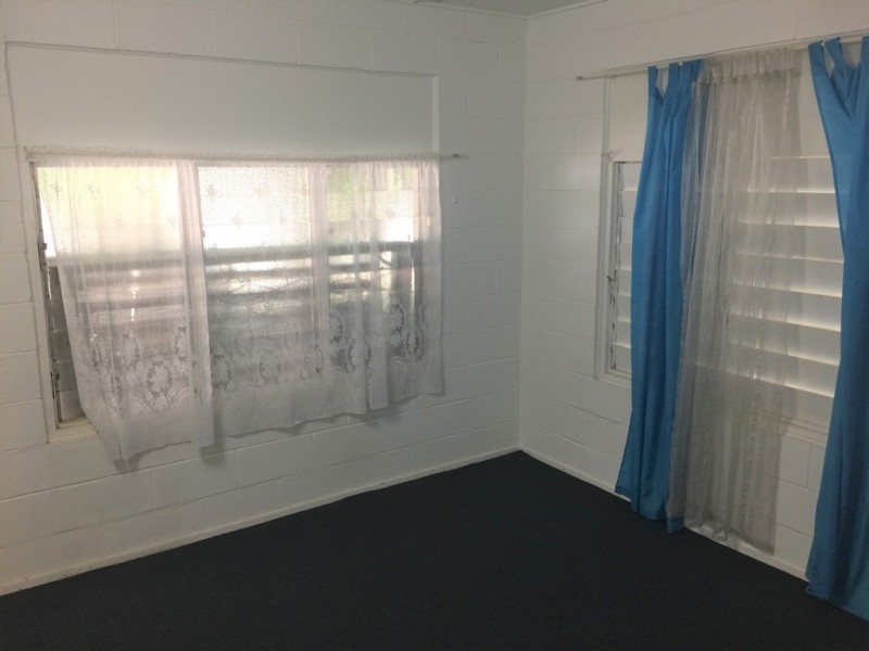 2/34 Coral Street, Saunders Beach QLD 4818