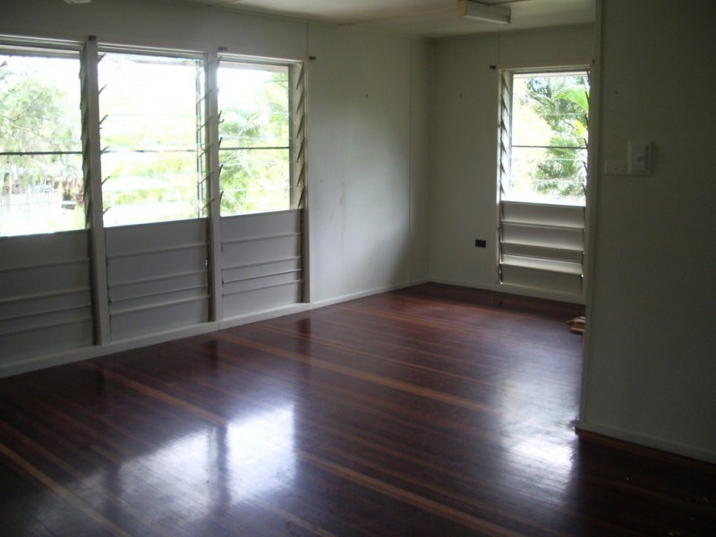 6 Riechelmann street, Heatley QLD 4814