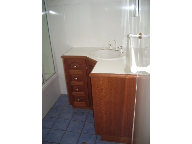 6 Riechelmann street, Heatley QLD 4814