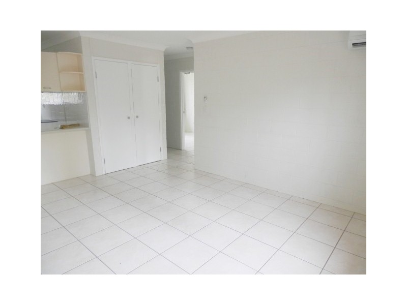 2/1053 Riverway Drive, Rasmussen QLD 4815