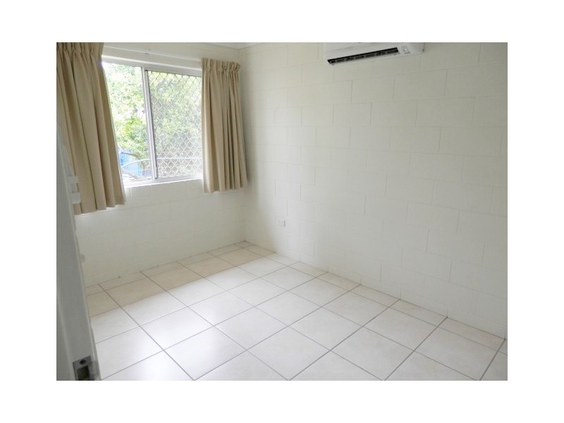 2/1053 Riverway Drive, Rasmussen QLD 4815