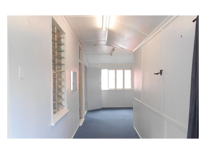 1 Echlin Street, West End QLD 4810