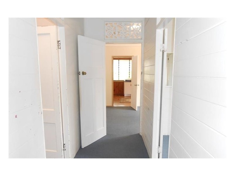 1 Echlin Street, West End QLD 4810