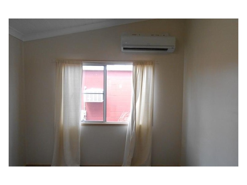 1 Echlin Street, West End QLD 4810