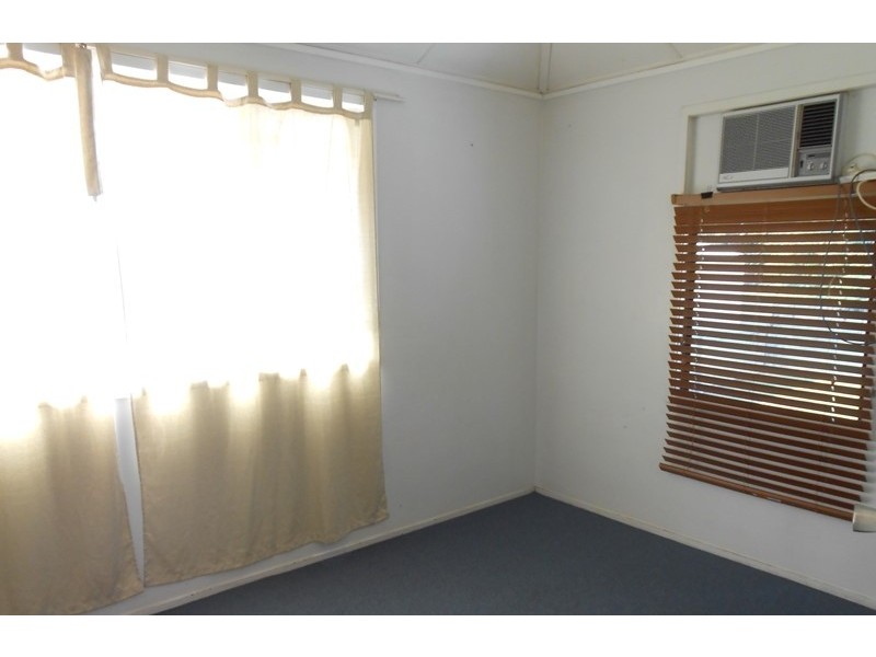 1 Echlin Street, West End QLD 4810