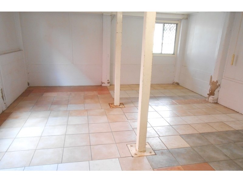 1 Echlin Street, West End QLD 4810