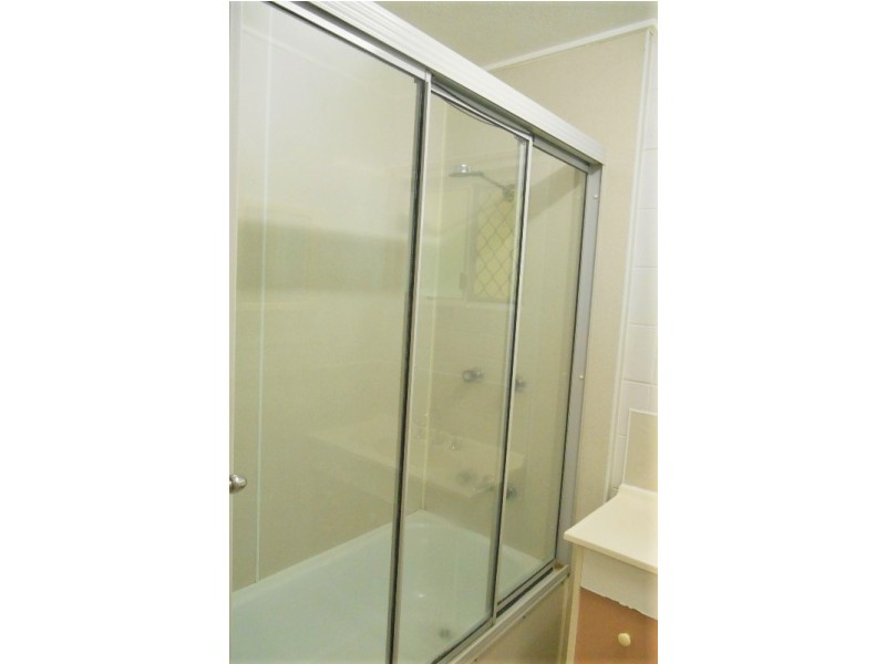 51 President Street, Kirwan QLD 4817