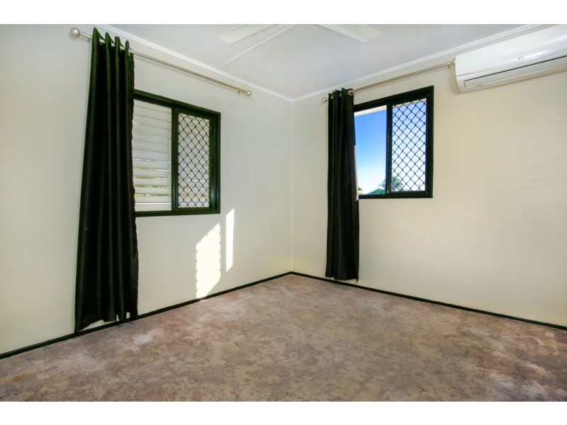 30 Silky Oak Street, Kirwan QLD 4817