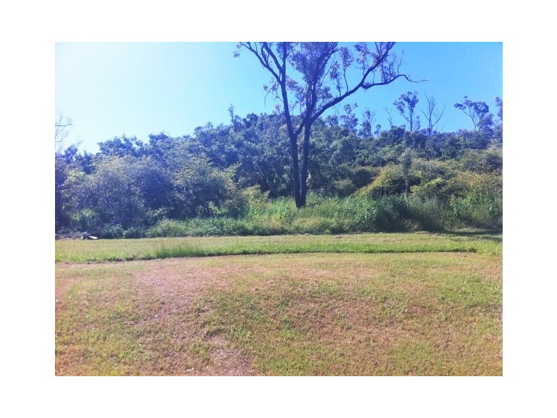 B Valley Road, Oak Valley QLD 4811