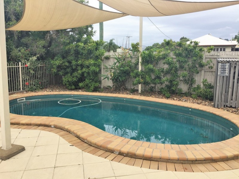 7 Parsons Street, Gulliver QLD 4812