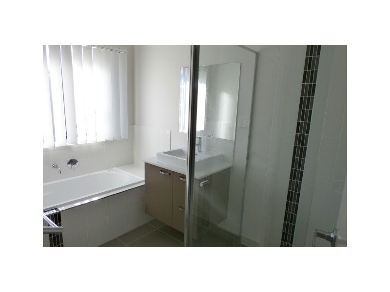 25 Limestone Crescent, Condon QLD 4815