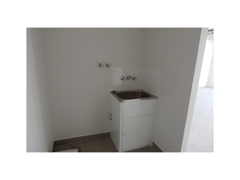 25 Limestone Crescent, Condon QLD 4815