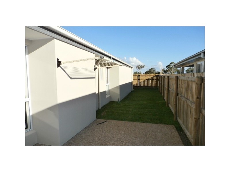 25 Limestone Crescent, Condon QLD 4815