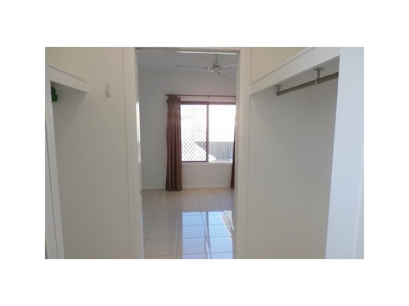 57 Beach Oak Drive, Mount Low QLD 4818