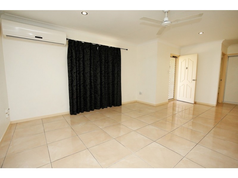 4 Spruce Street, Kirwan QLD 4817