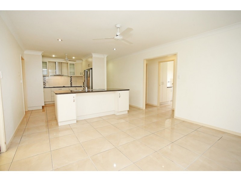 4 Spruce Street, Kirwan QLD 4817