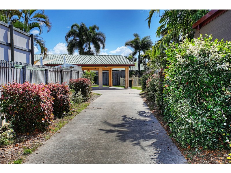 4 Spruce Street, Kirwan QLD 4817