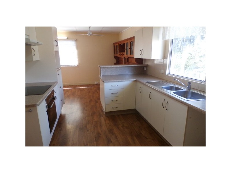 60 Bergin Road, Cranbrook QLD 4814