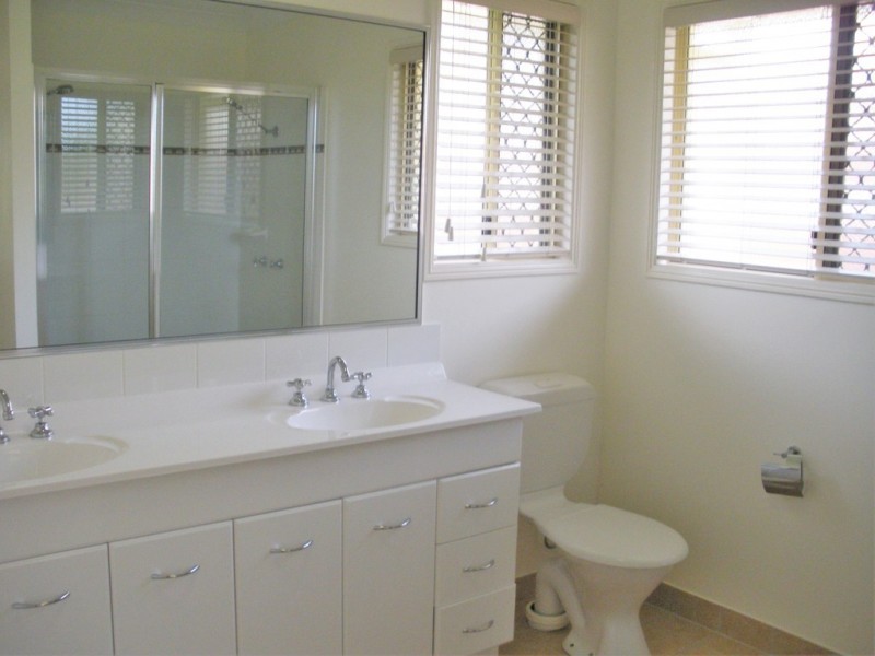 21 Monte Visto Court, Mount Louisa QLD 4814