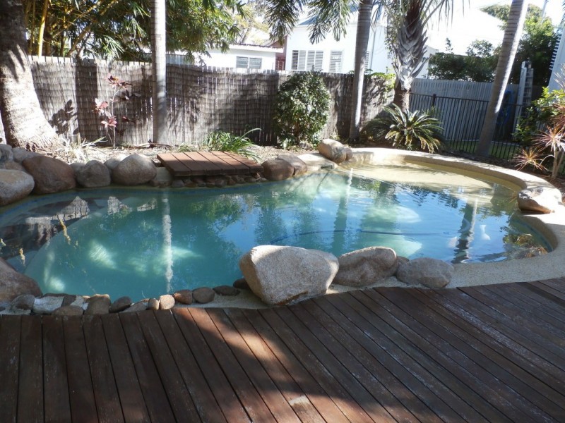 20 Humphrey Street, West End QLD 4810