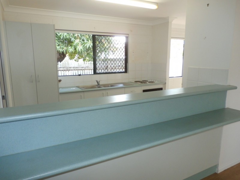 123 Queens Road, Hermit Park QLD 4812