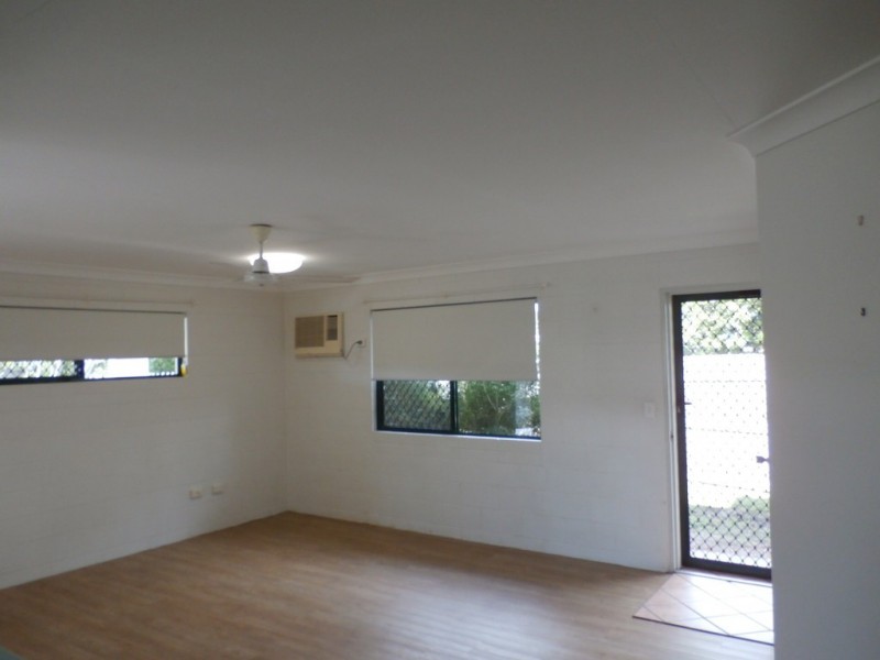 123 Queens Road, Hermit Park QLD 4812