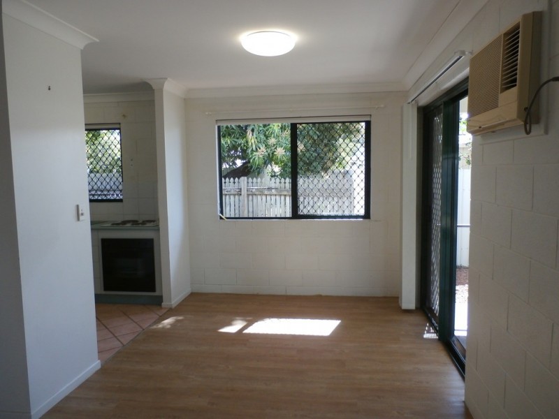 123 Queens Road, Hermit Park QLD 4812