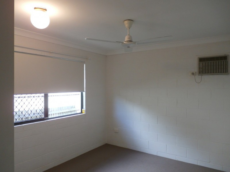 123 Queens Road, Hermit Park QLD 4812