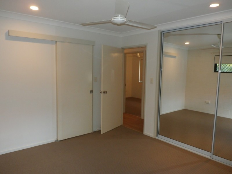 123 Queens Road, Hermit Park QLD 4812