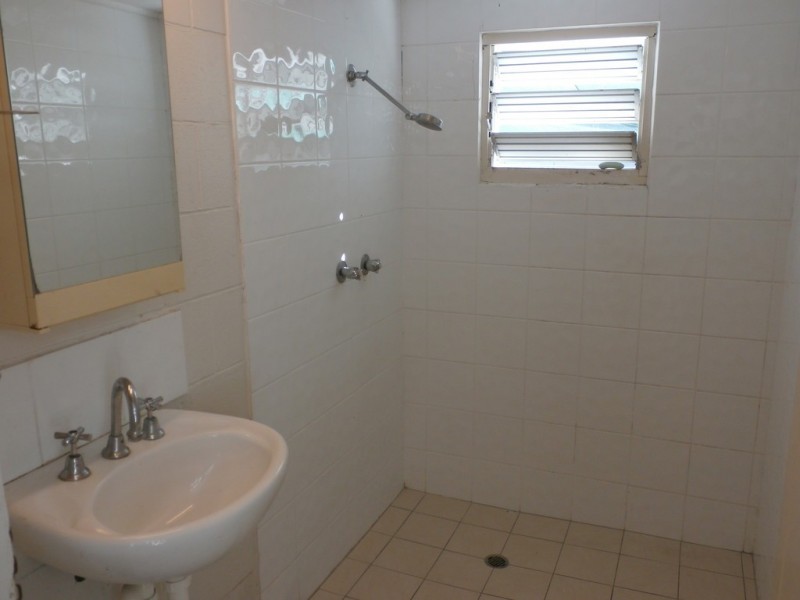 9 Tertius Street, Mundingburra QLD 4812