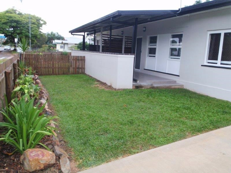 2/10 O’REILLY, Mundingburra QLD 4812