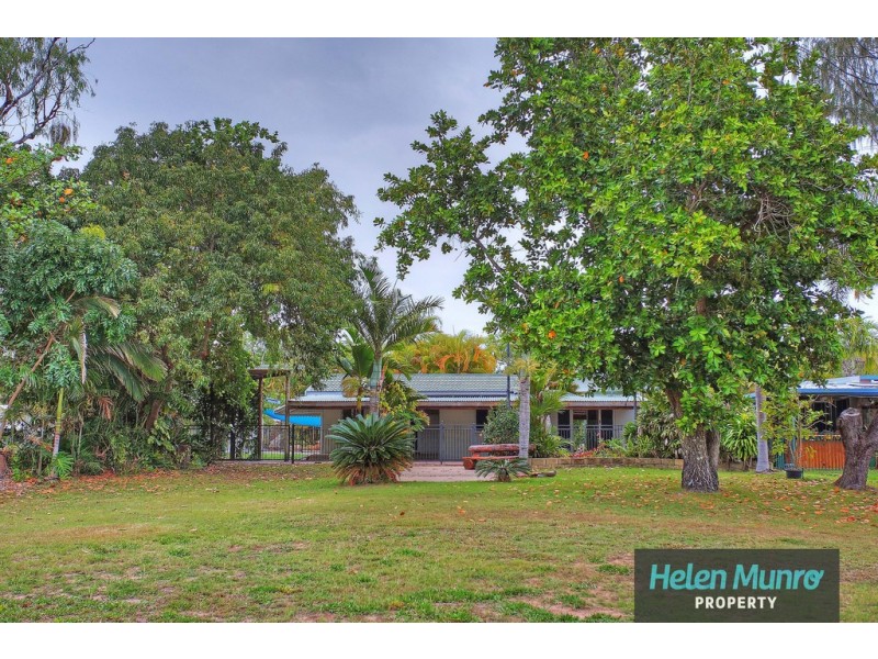 28 The Esplanade, Toolakea QLD 4818