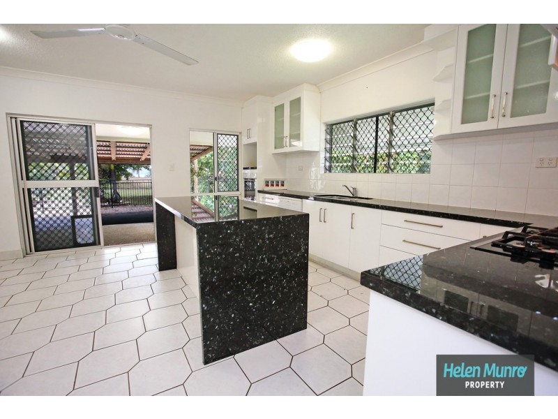 28 The Esplanade, Toolakea QLD 4818