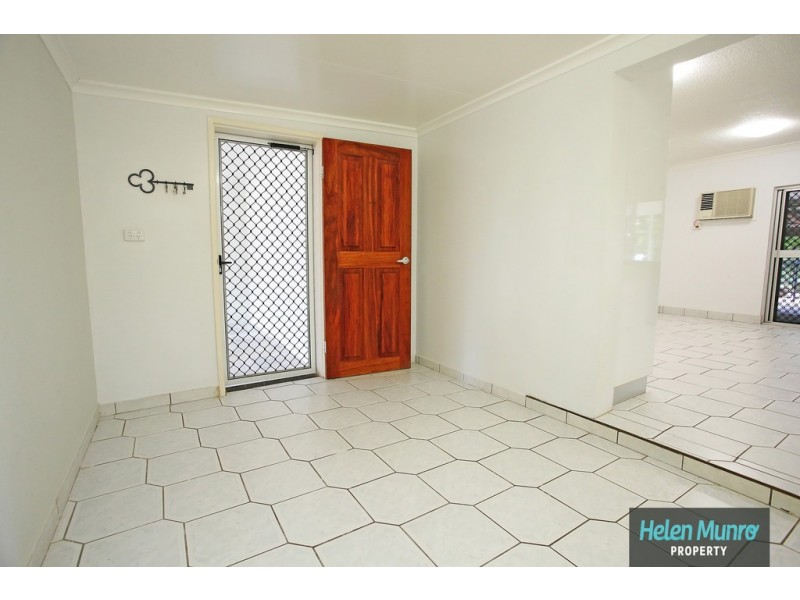 28 The Esplanade, Toolakea QLD 4818