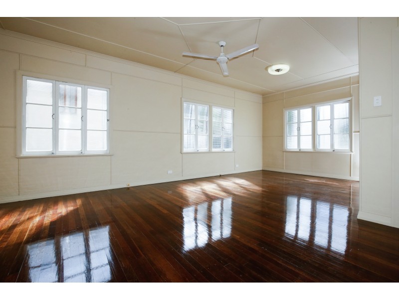 21 Norris Street, Hermit Park QLD 4812