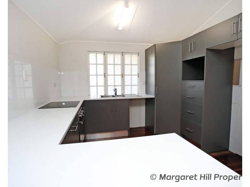 24 Lockheed Street, Garbutt QLD 4814